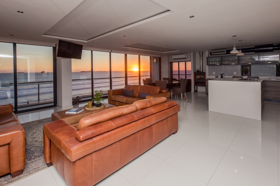 3 Bedroom Property for Sale in Beachfront Western Cape